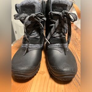THE NORTH FACE SHELLISTA III SHORTY WINTER BOOTS WOMEN'S, 6.5